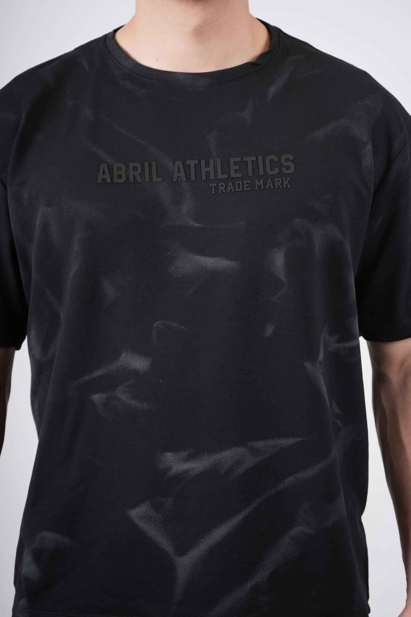 Camiseta negra con estampado para hombre