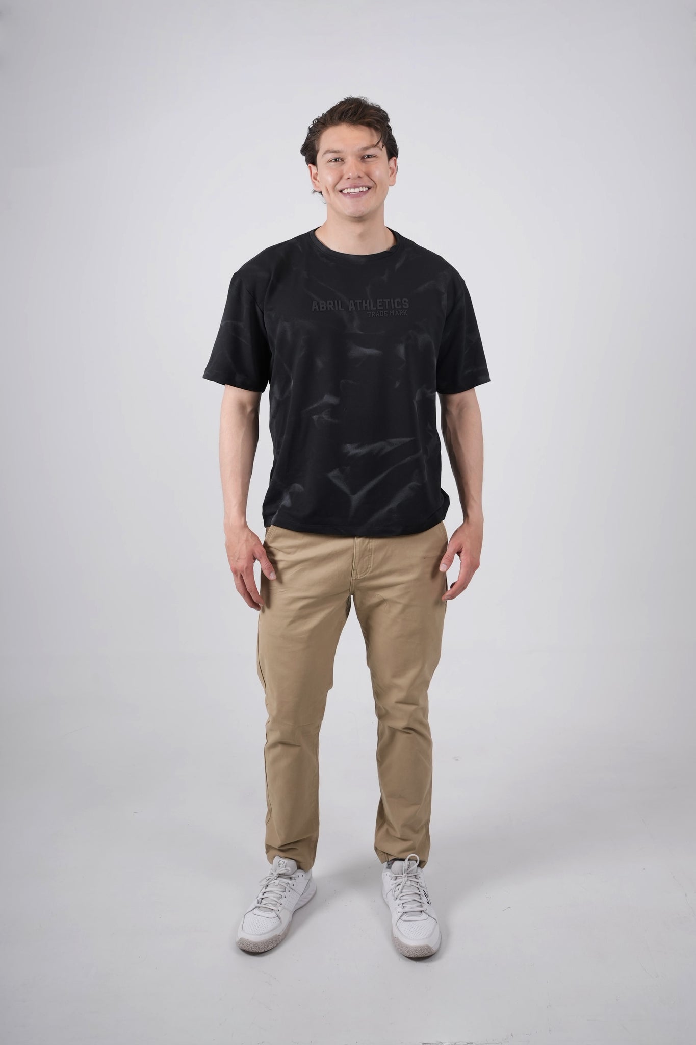 Camiseta negra con estampado para hombre