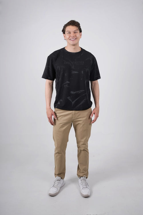 Camiseta negra con estampado para hombre
