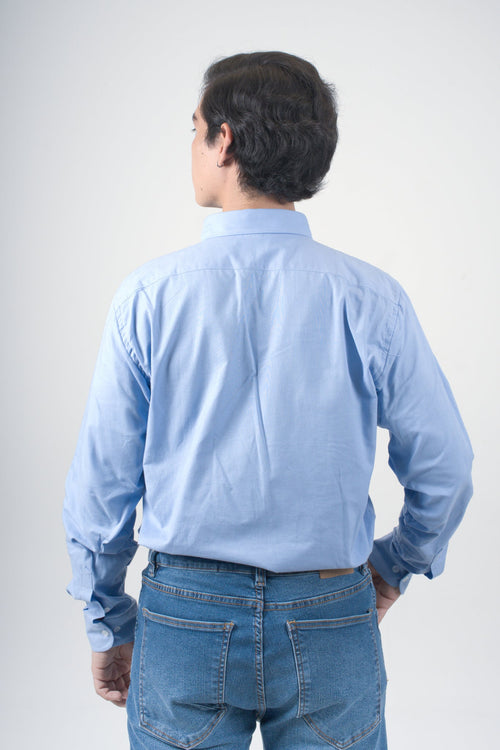 Camisa azul para hombre