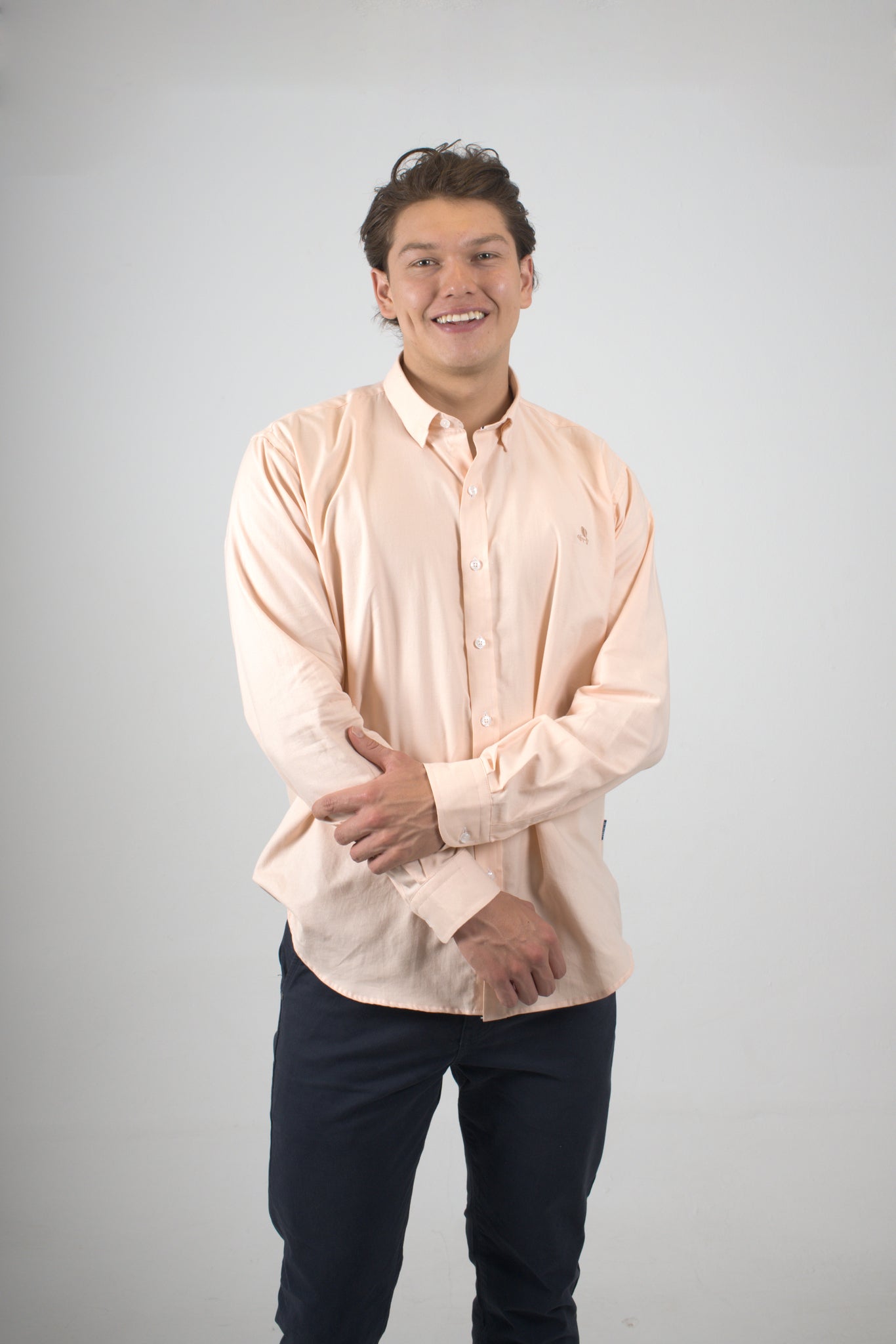 Camisa color salmón para hombre