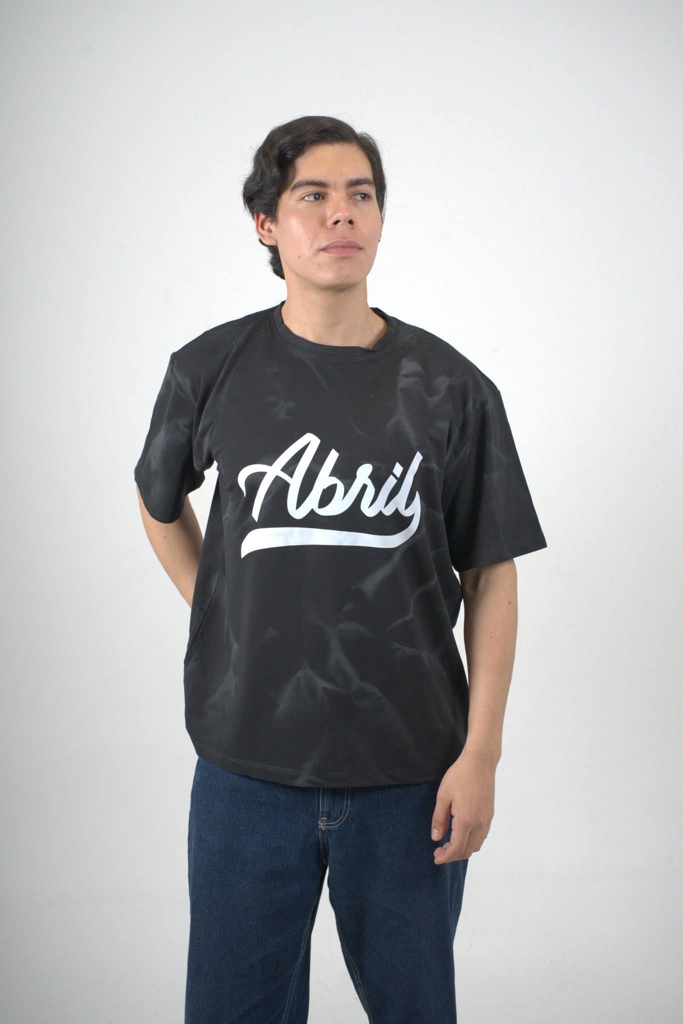 Camiseta oversize negra - Drop Abril