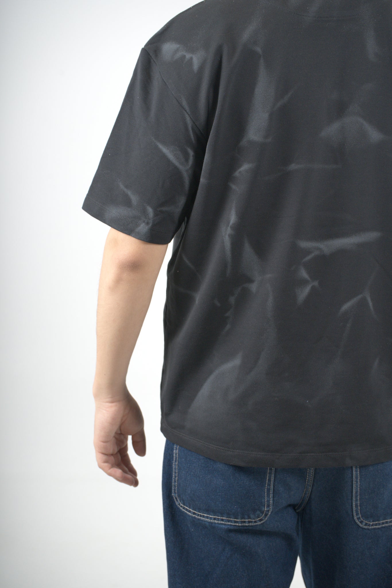 Camiseta oversize negra - Drop Abril