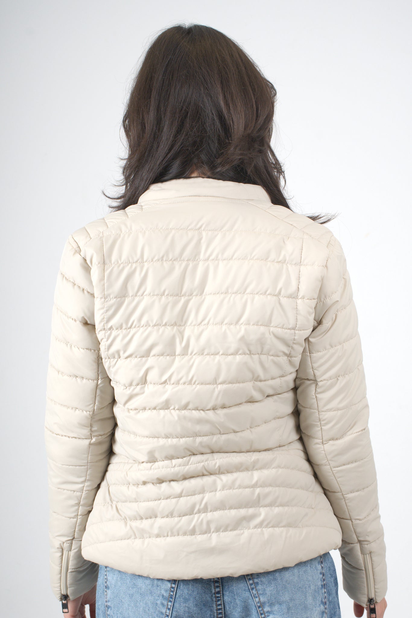 Chaqueta beige para mujer