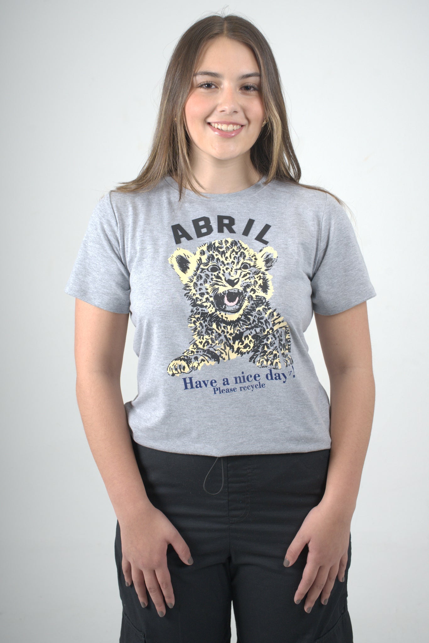 Camiseta gris edición Wild Tigre