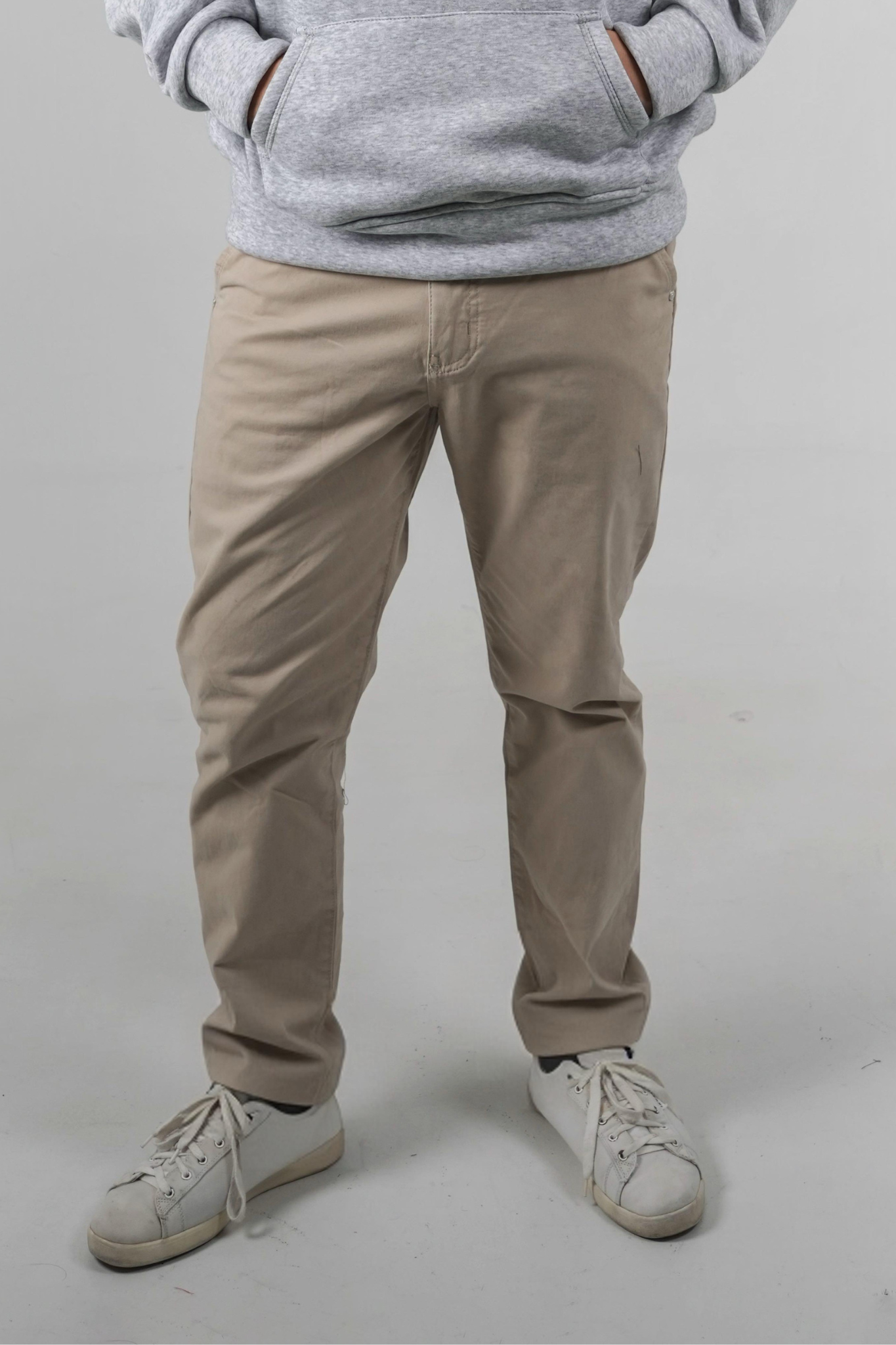 Pantalón beige para hombre