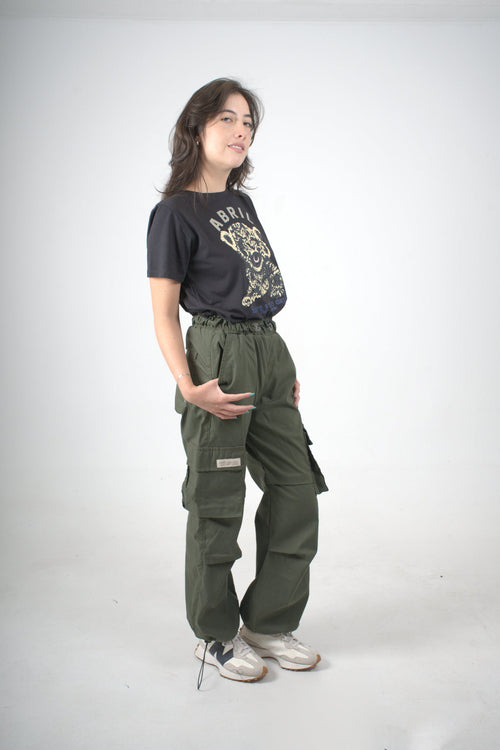 Camiseta negra edición Wild Tigre