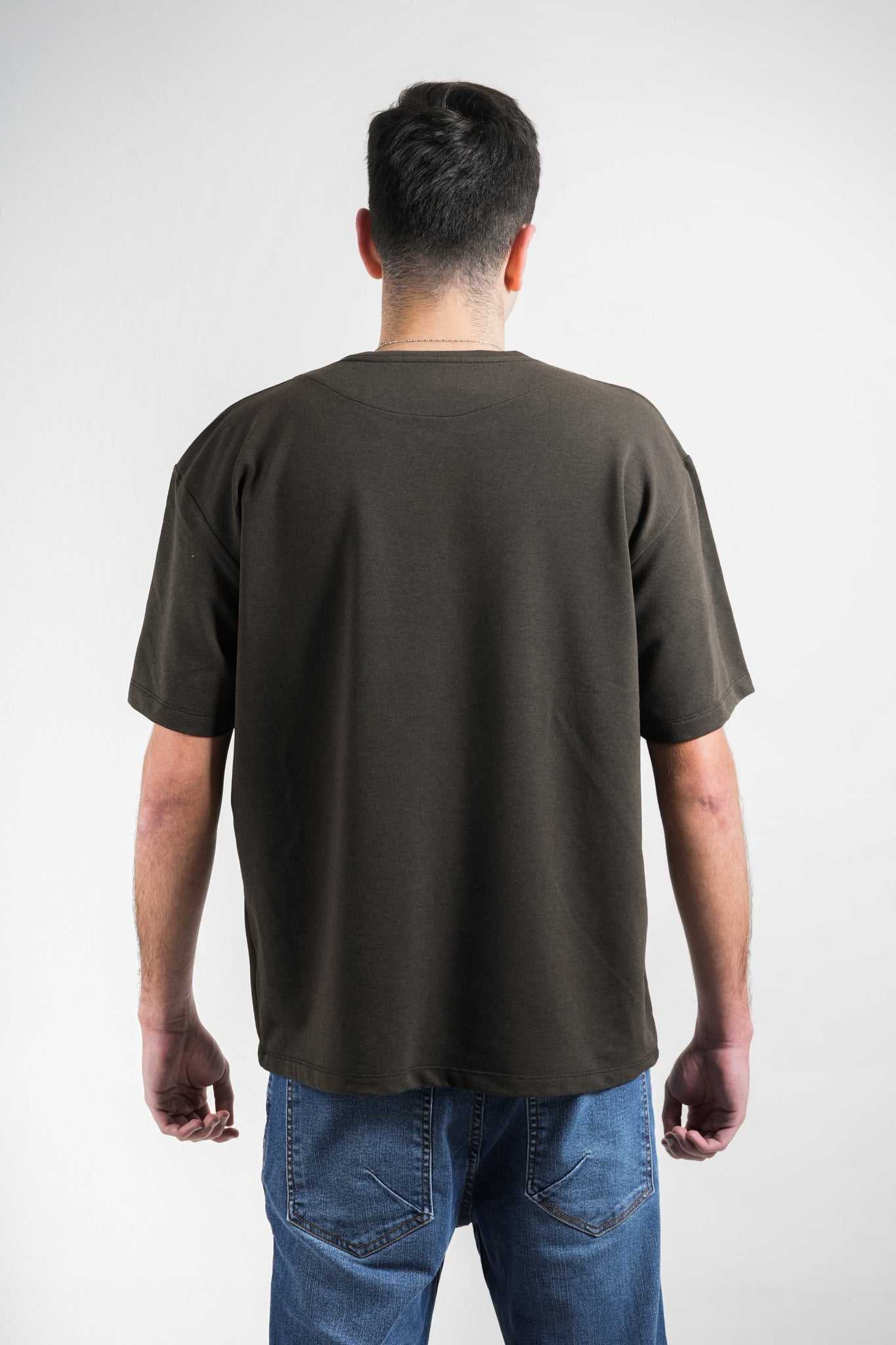 Camiseta negra para hombre