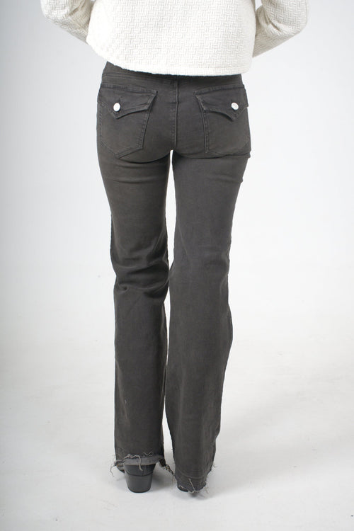 Jean gris oscuro de bota recta para mujer
