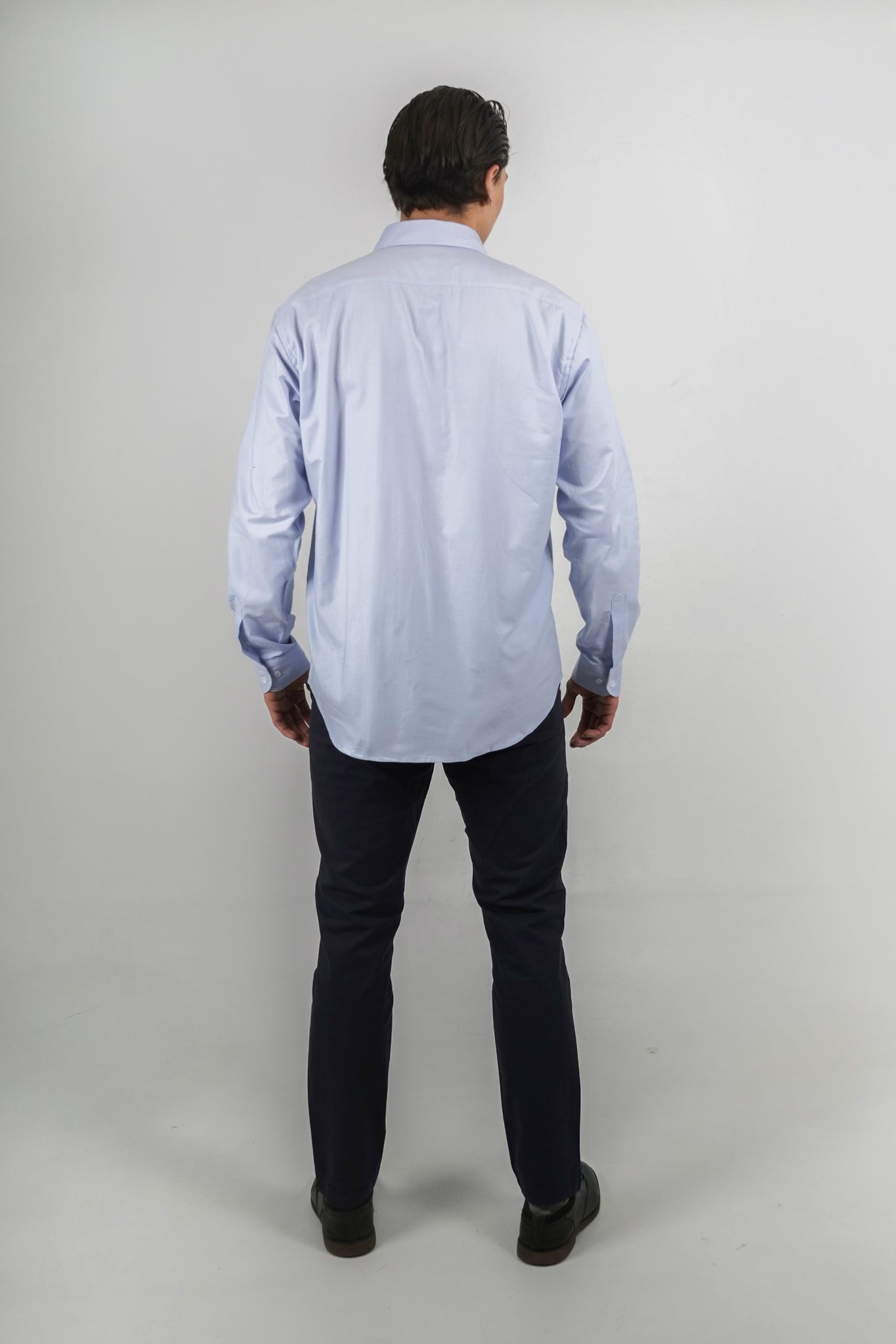 Camisa azul claro para hombre