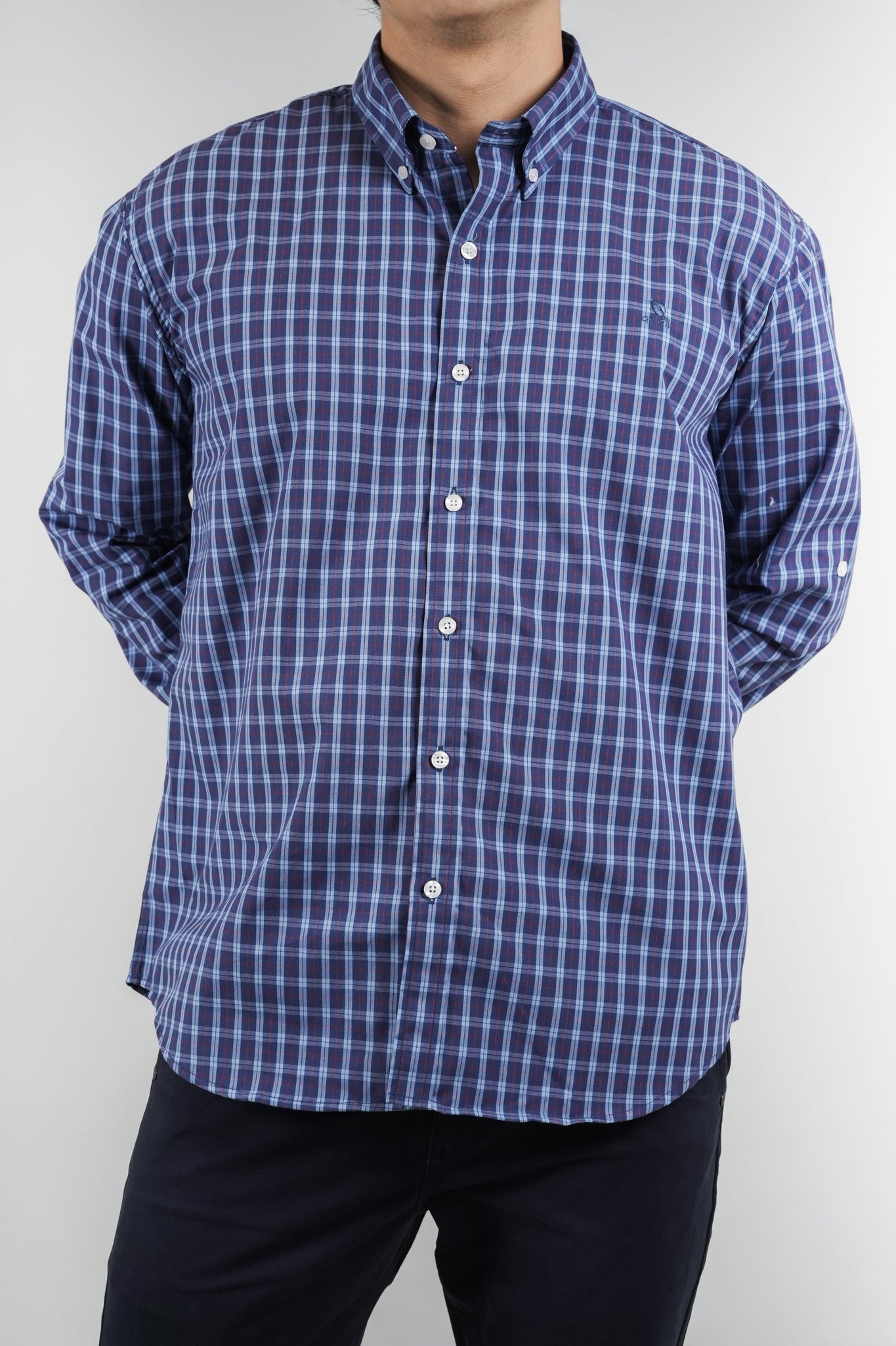 Camisa a cuadros azul y blanco para hombre