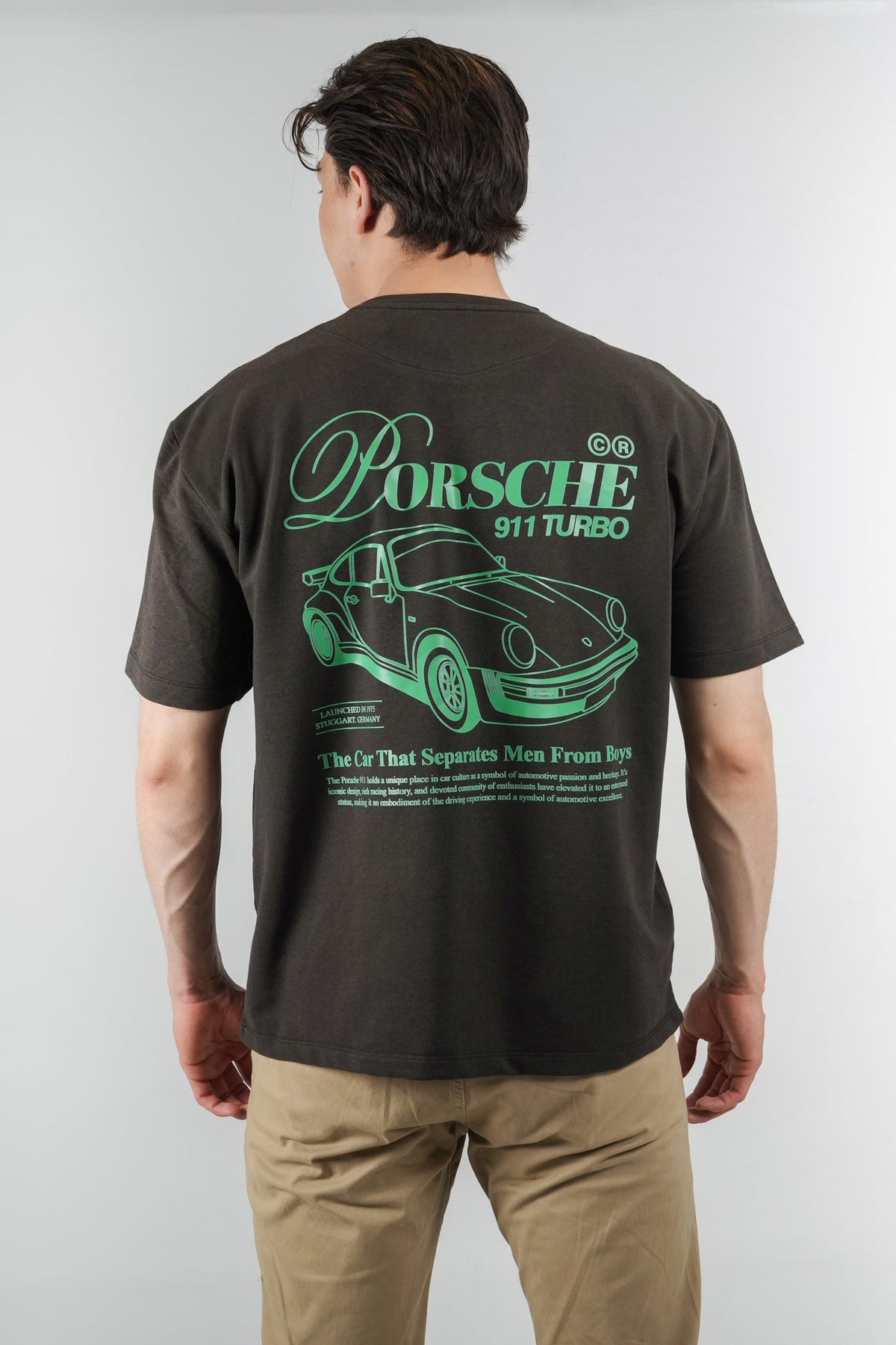 Camiseta negra con estampado para hombre