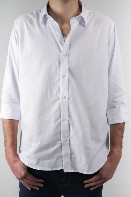 Camisa blanca para hombre